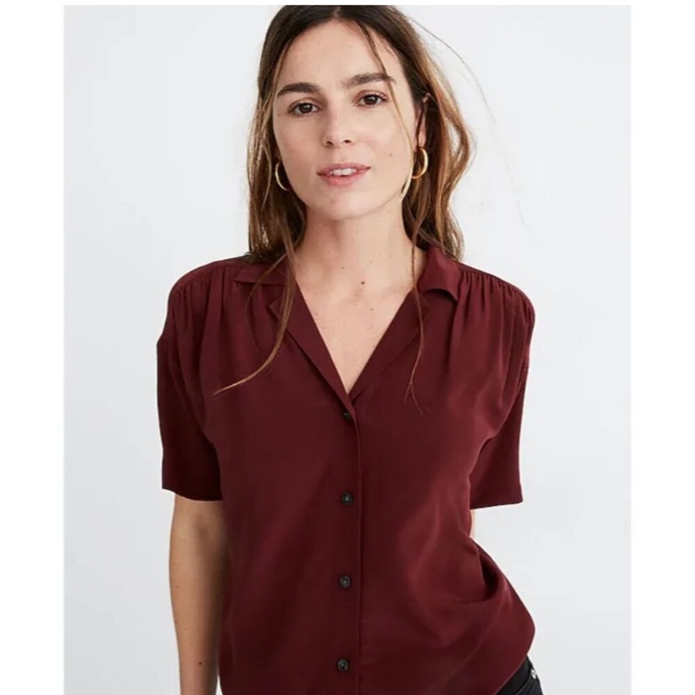 Chic Madewell maroon top